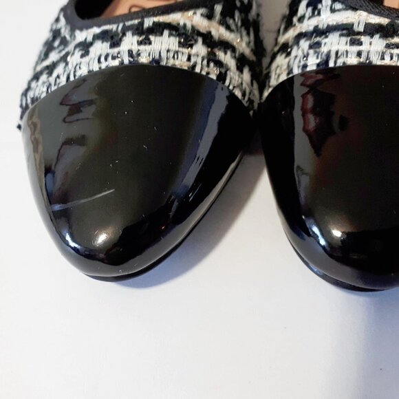 NWT Zara black, white & gold tweed-like flats w/ patent black rounded toe, 6 - Picture 13 of 14